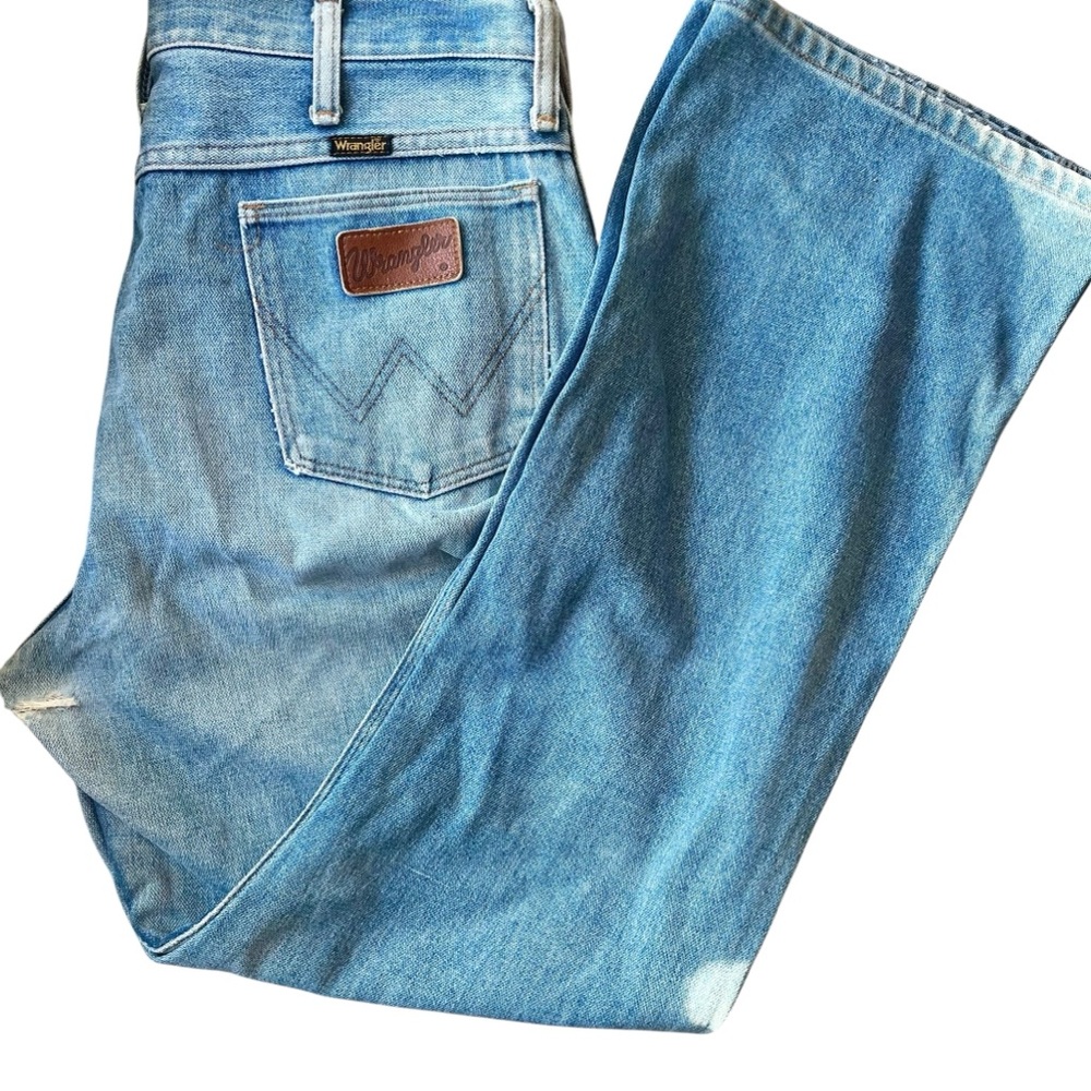 Vintage Wrangler Men's Classic Light Blue Bootcut Jeans